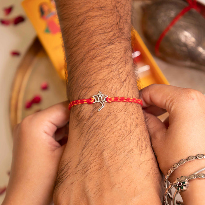 925 pure silver Ganesha motif rakhi, detail view